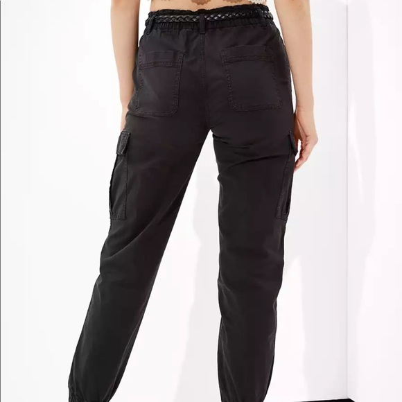 AE Relaxed Mom Jogger Pant - Picture 5 of 5
